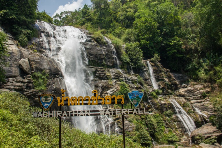 Mittagspause am Wasserfall